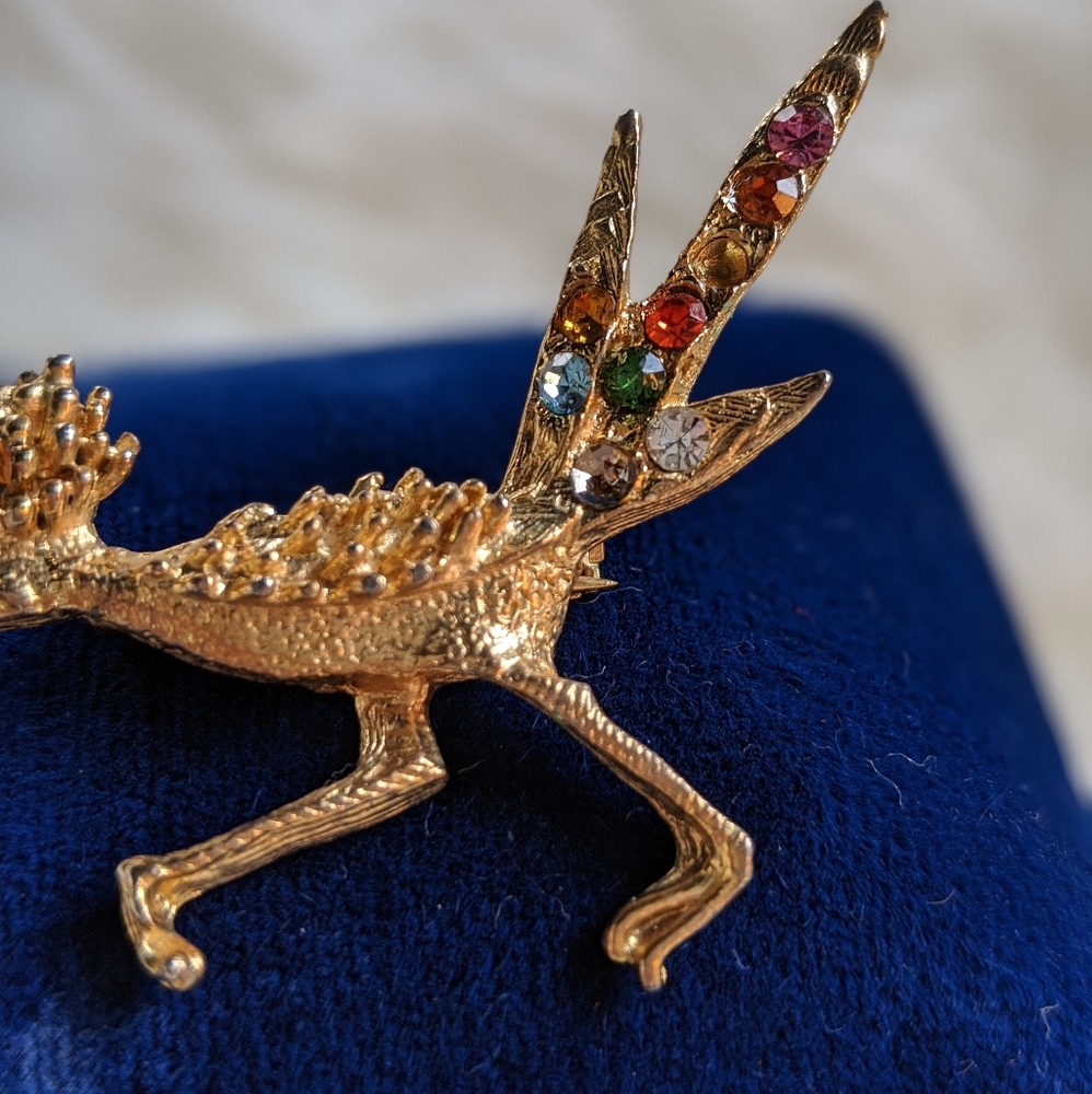 Vintage roadrunner brooch with rainbow rhinestone